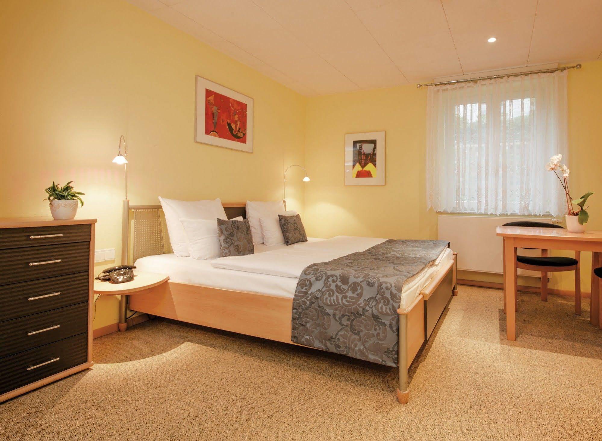 Aparthotel Villa Freisleben Dresden Buitenkant foto