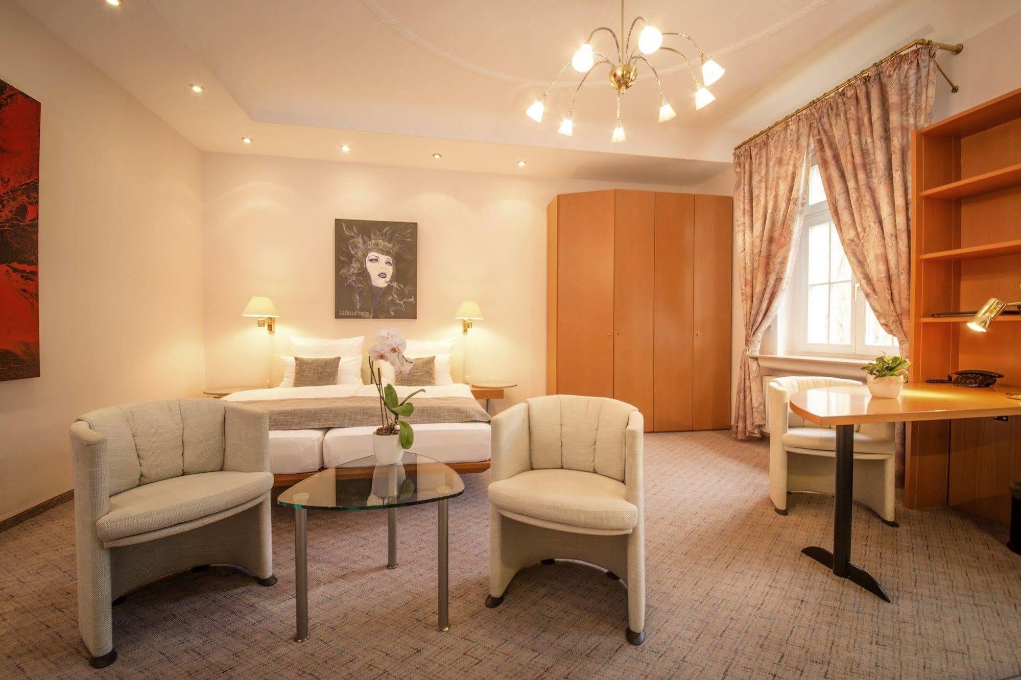 Aparthotel Villa Freisleben Dresden Buitenkant foto