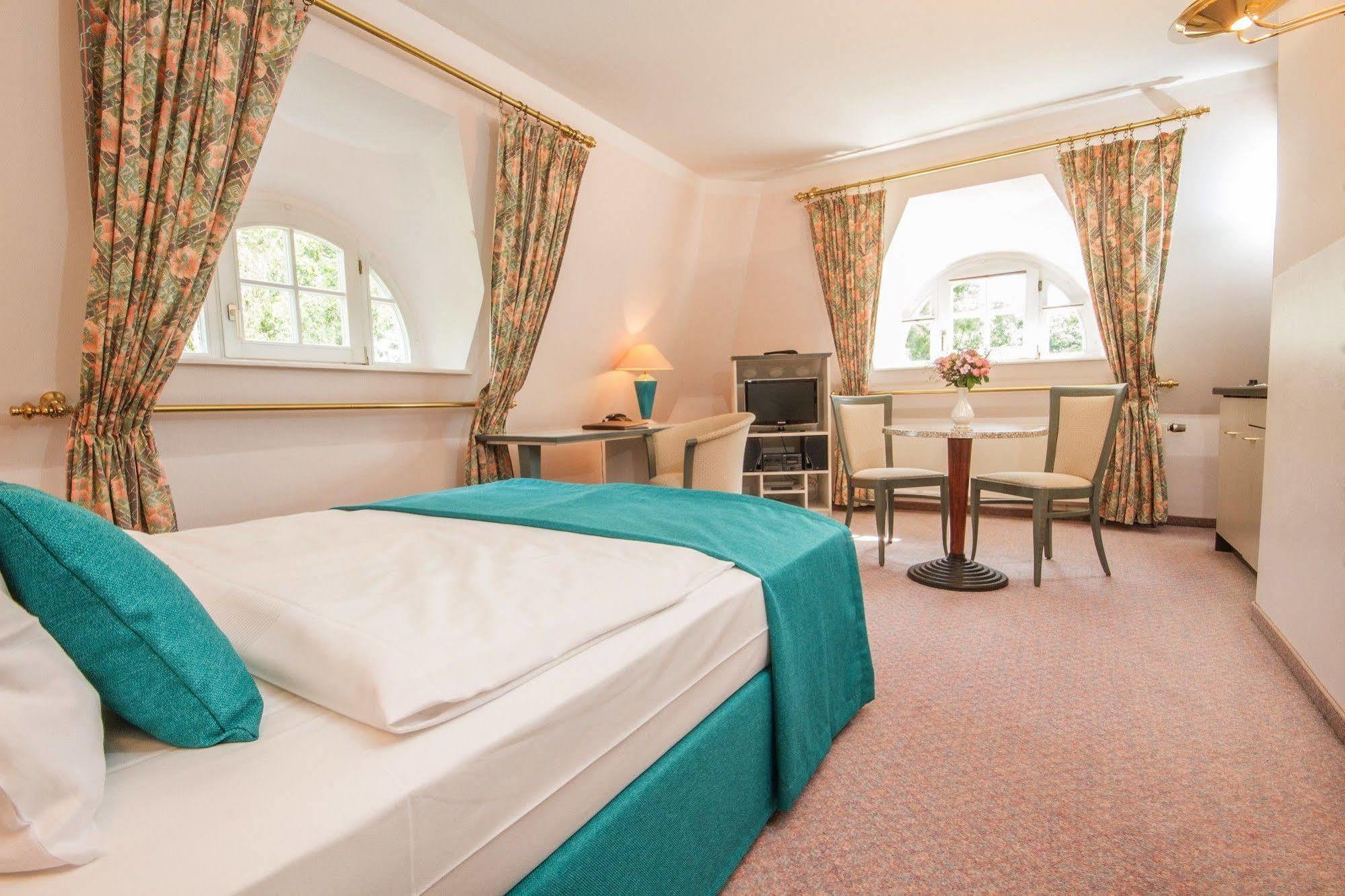 Aparthotel Villa Freisleben Dresden Buitenkant foto
