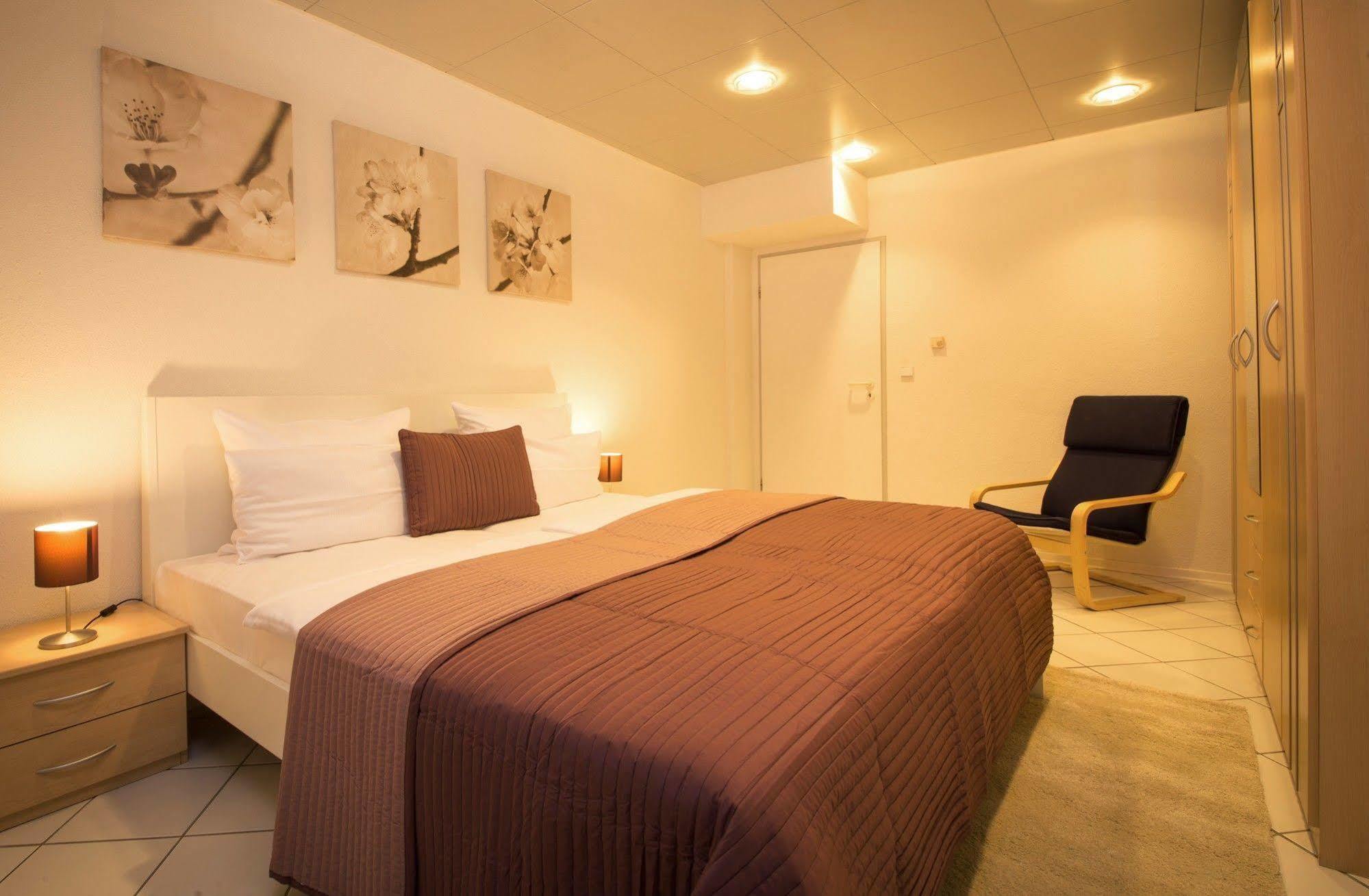 Aparthotel Villa Freisleben Dresden Buitenkant foto